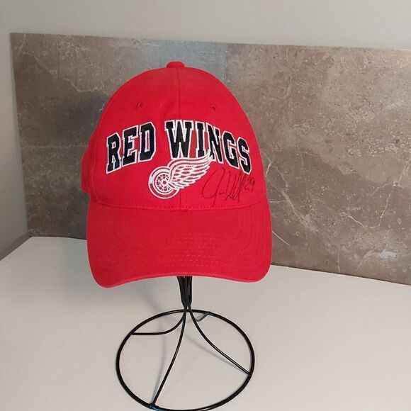 American Needle Other - Detroit Red Wings hat Jason Williams signed